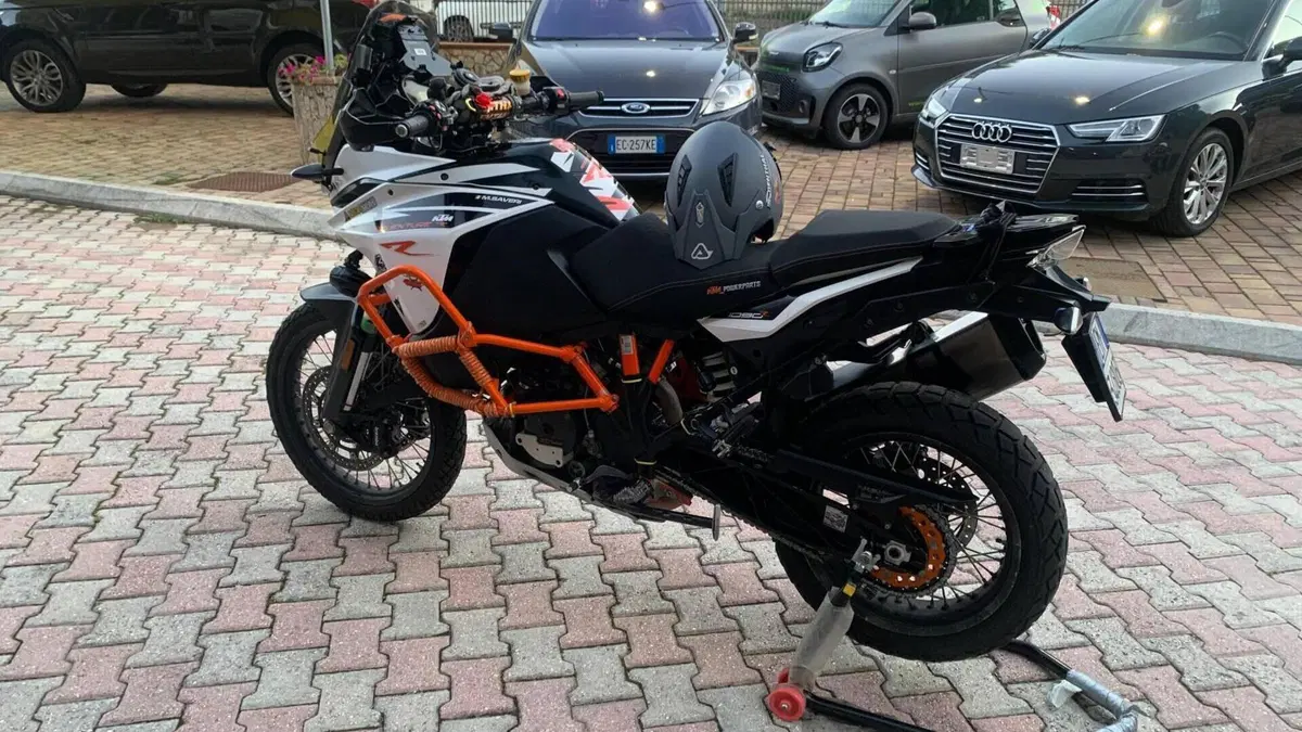 KTM 1090 Adventure R (2017 - 19)  (2)