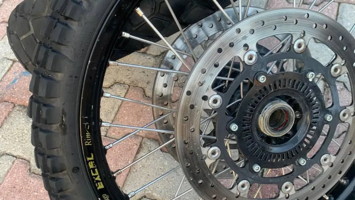 KTM 1090 Adventure R (2017 - 19)  (3)