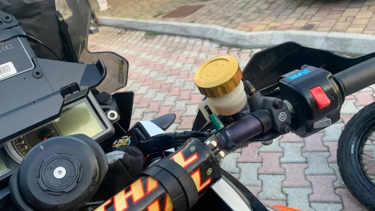 KTM 1090 Adventure R (2017 - 19)  (19)