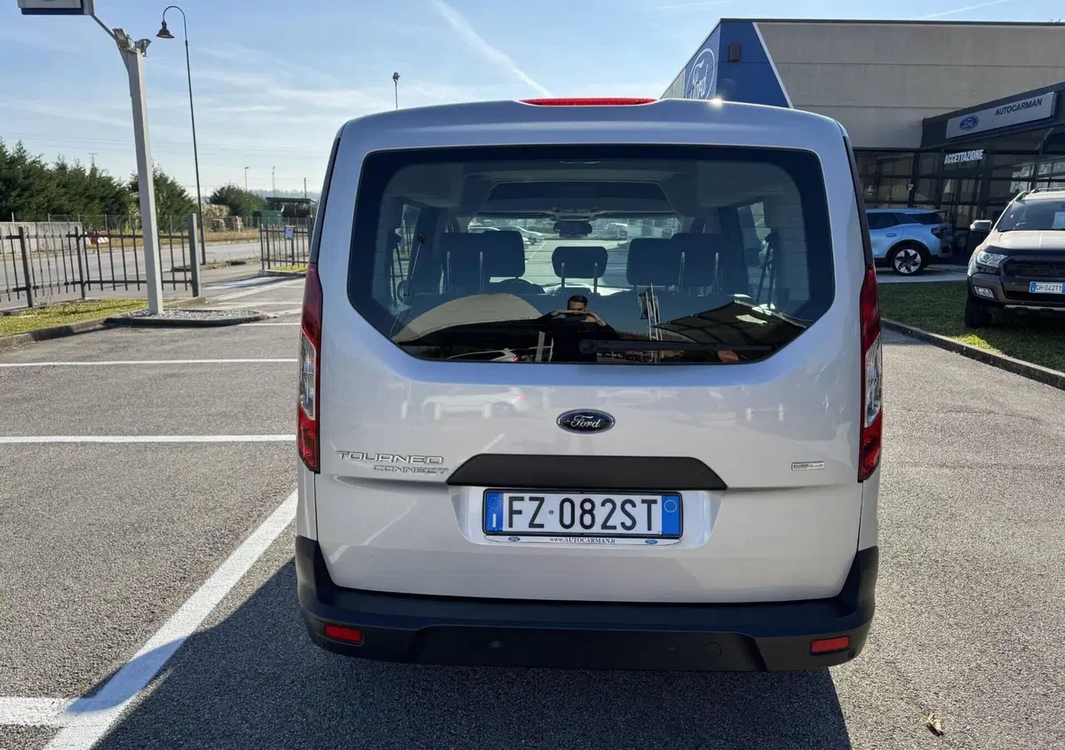 Ford Tourneo Connect 1.5 TDCi 100 CV Plus (5)
