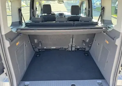 Ford Tourneo Connect 1.5 TDCi 100 CV Plus (10)