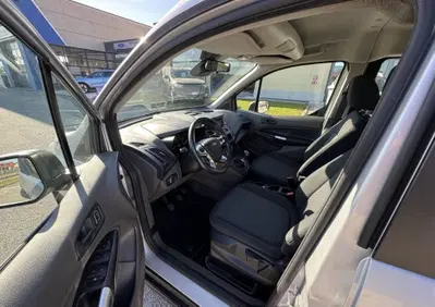 Ford Tourneo Connect 1.5 TDCi 100 CV Plus (11)