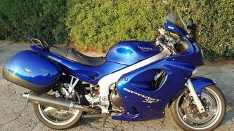 triumph sprint 955 st