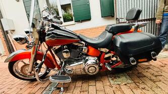Harley-Davidson 1800 Convertible (2010 - 11) - FLSTSE usata