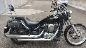 Kawasaki Vulcan VN 900 Custom (2006 - 09)  (3)