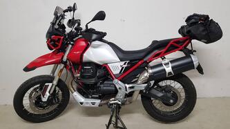 Moto Guzzi V85 TT Evocative Graphics (2021 - 23) usata