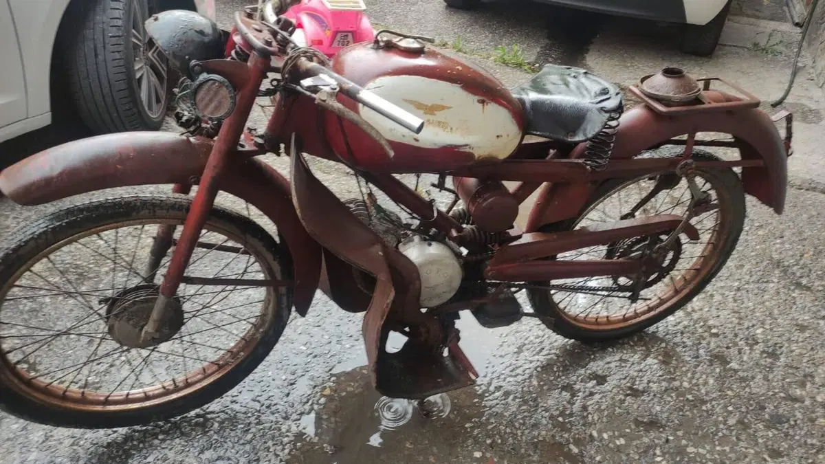 Moto Guzzi   (3)