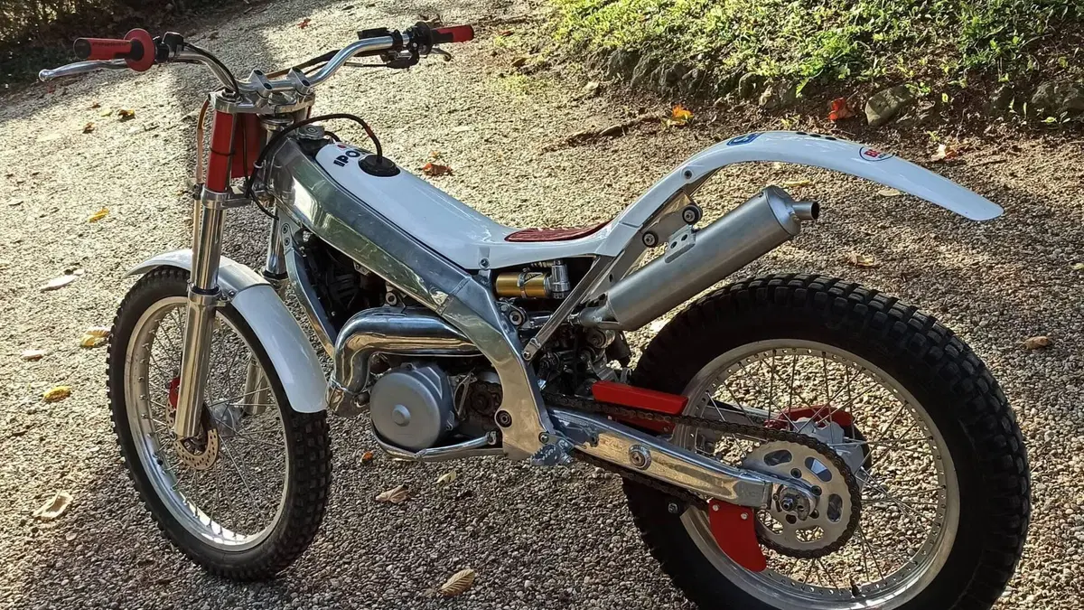 Yamaha   (3)