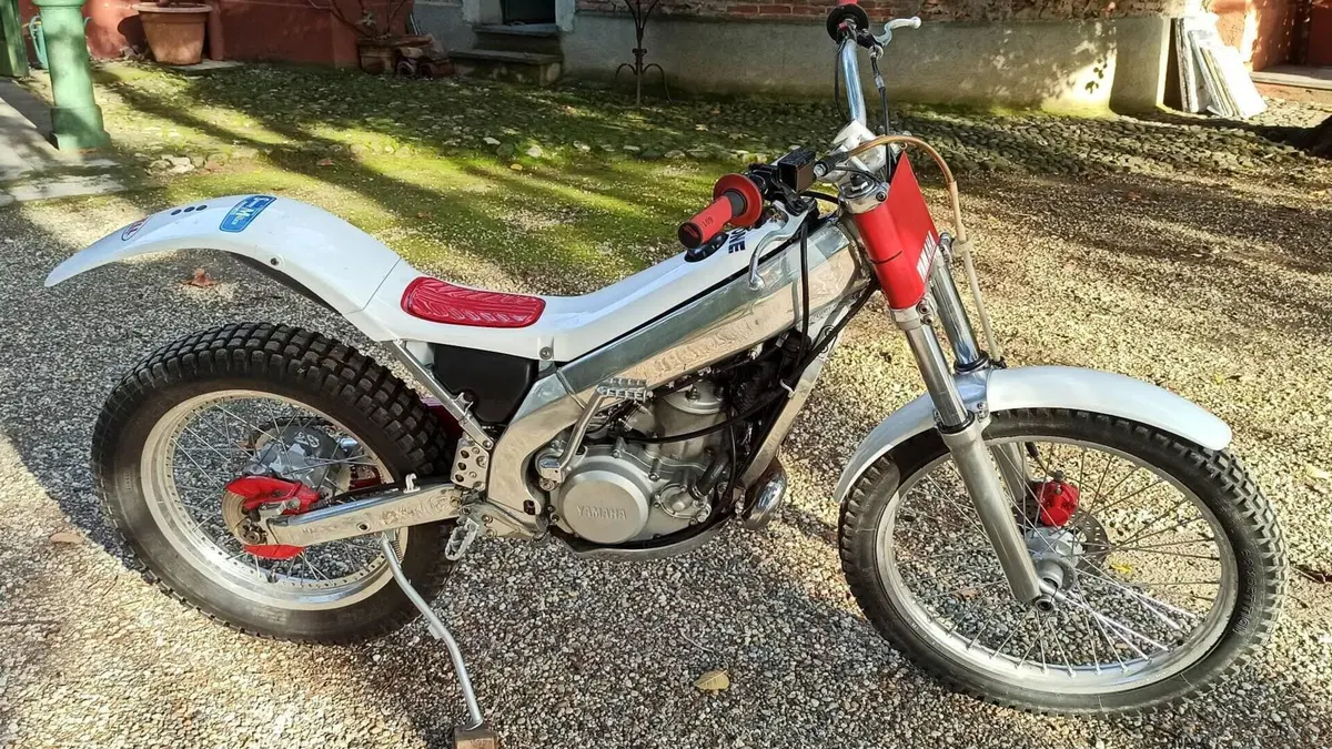 Yamaha   (4)