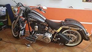 Harley-Davidson 1690 Deluxe (2016 - 17) - FLSTN 