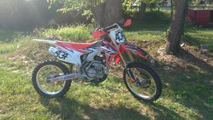 Honda CRF 250 R (2014) 