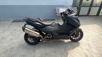 Yamaha T-Max 560 (2022 - 24) usata