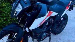 KTM 390 Adventure (2020)  (5)