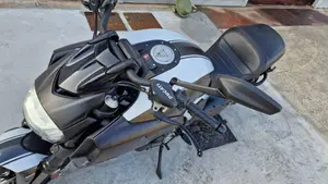 Ducati Diavel 1200 Carbon (2014 - 16)  (2)