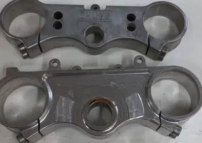 Piastre forcella Ohlins cnc argento diametro int. Öhlins - Annuncio 9596508