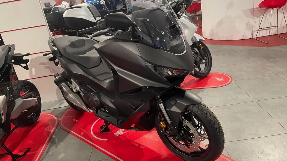 Honda Forza 750 (2025 - 26)  (4)