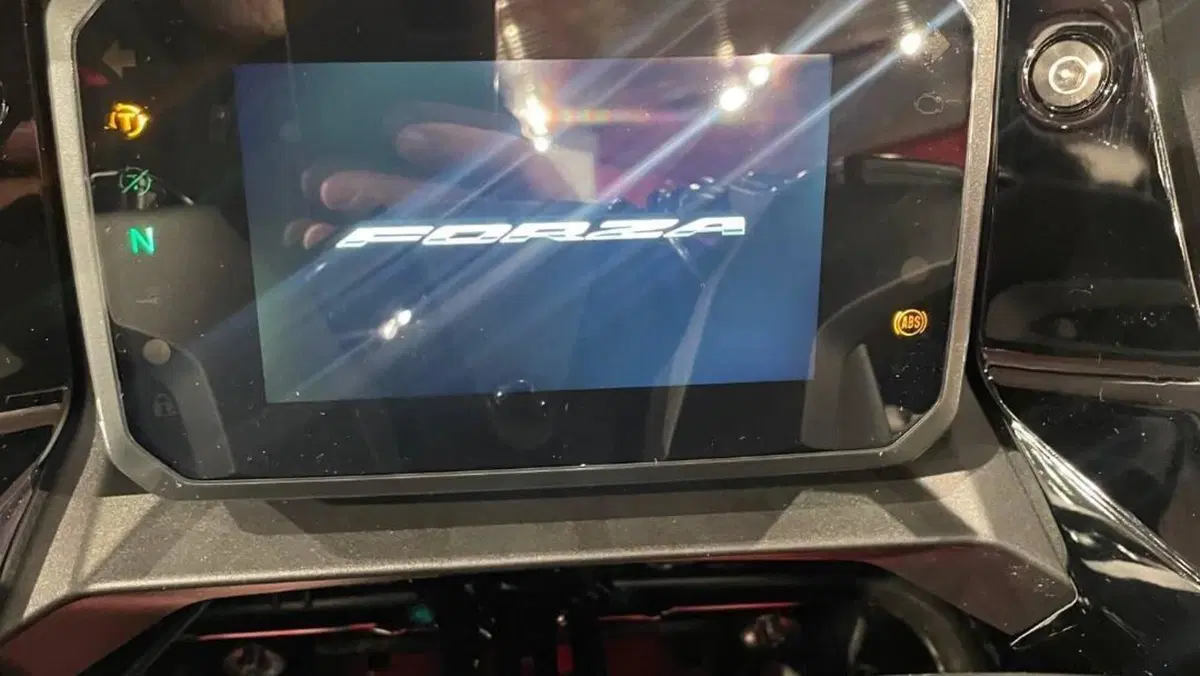 Honda Forza 750 (2025 - 26)  (6)