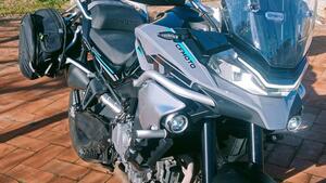 CFMOTO 800MT Sport (2022 - 25) 