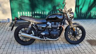 Triumph Street Twin 900 (2021 - 22) usata