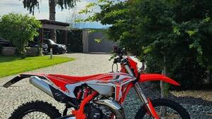 Betamotor RR X-PRO 300 2T Enduro (2025) 