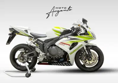 Honda CBR 1000 RR Fireblade (2006 - 07) - Annuncio 9605754