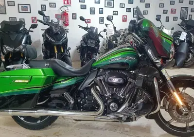 Harley-Davidson 1800 Street Glide (2010 - 11) - FLHXSE - Annuncio 9606383