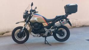 Moto Guzzi V85 TT Travel (2021 - 23) 