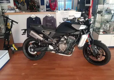 Husqvarna Svartpilen 801 (2024 - 26) - Annuncio 9609588