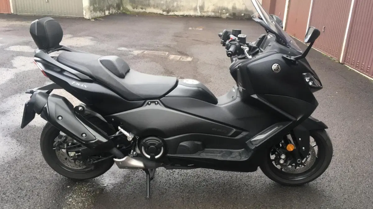 Yamaha T-Max 560 (2022 - 24)  (2)