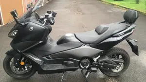 Yamaha T-Max 560 (2022 - 24)  (3)