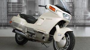 Honda PC 800 