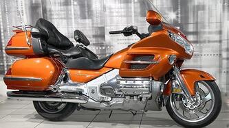 Honda GL 1800 Gold Wing (2000 - 05) usata