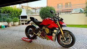 Ducati Streetfighter V4 1100 S (2020) 