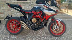 MV Agusta Turismo Veloce 800 RC SCS (2021 - 22) 