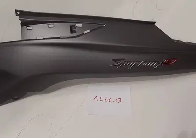 CARENA POSTERIORE SX PER SYM SYMPHONY ST 50/125/20 - Annuncio 9610806