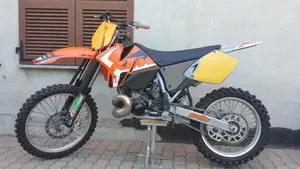 KTM   (2)