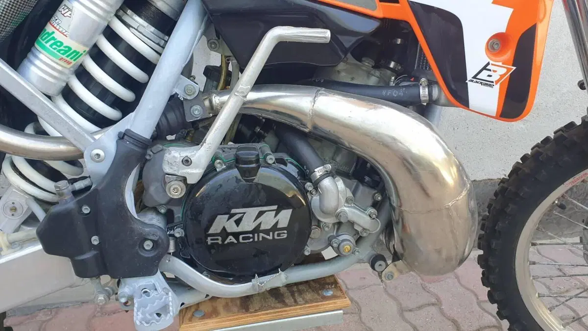 KTM   (4)