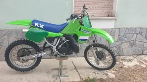 Kawasaki   (2)