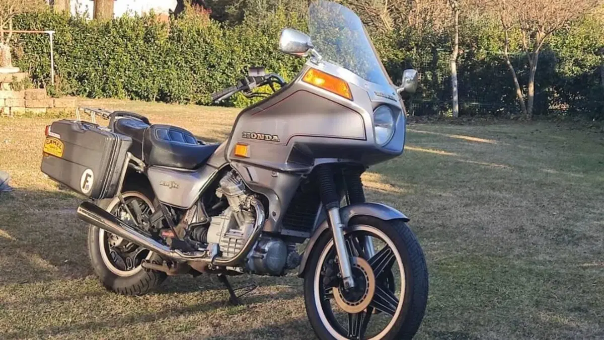 Honda   (6)