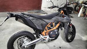 KTM 690 SMC R (2021 - 22) 