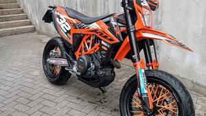 KTM 690 SMC R (2021 - 22) 
