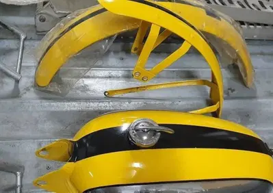 SERBATOIO E PARAFANGHI DUCATI SCRAMBLER - Annuncio 9613250