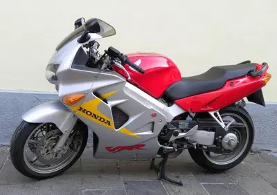 Honda VFR 800 (1998 - 01) - Annuncio 9613657