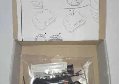 Kit optional fanale GIVI E 93 per baule E 33 - Annuncio 9613671