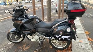 Honda Deauville 700  