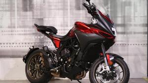 MV Agusta Turismo Veloce 800 Lusso (2021 - 22) 