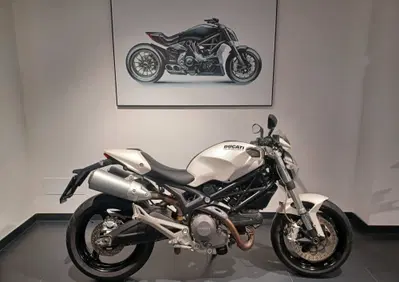 Ducati Monster 696 Plus (2007 - 14) - Annuncio 9615739
