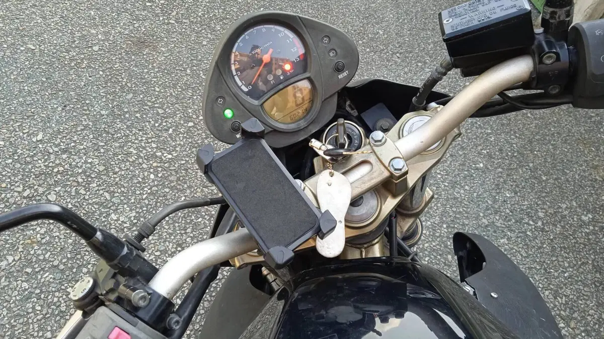 Kawasaki ER-6N (2005 - 08)  (7)