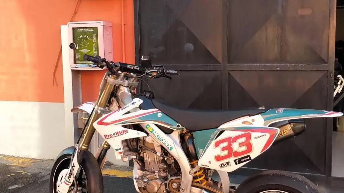 Honda CRF 450R (2007) 