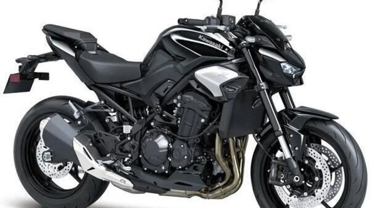 Kawasaki Z 900 A2 (2025 - 26)  (2)